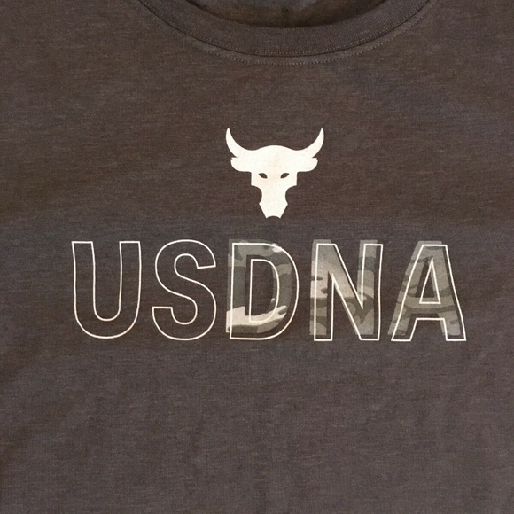 Under Armour Project Rock US DNA Bull Heat Gear Loose T-Shirt Size Women's Large - Picture 2 of 7